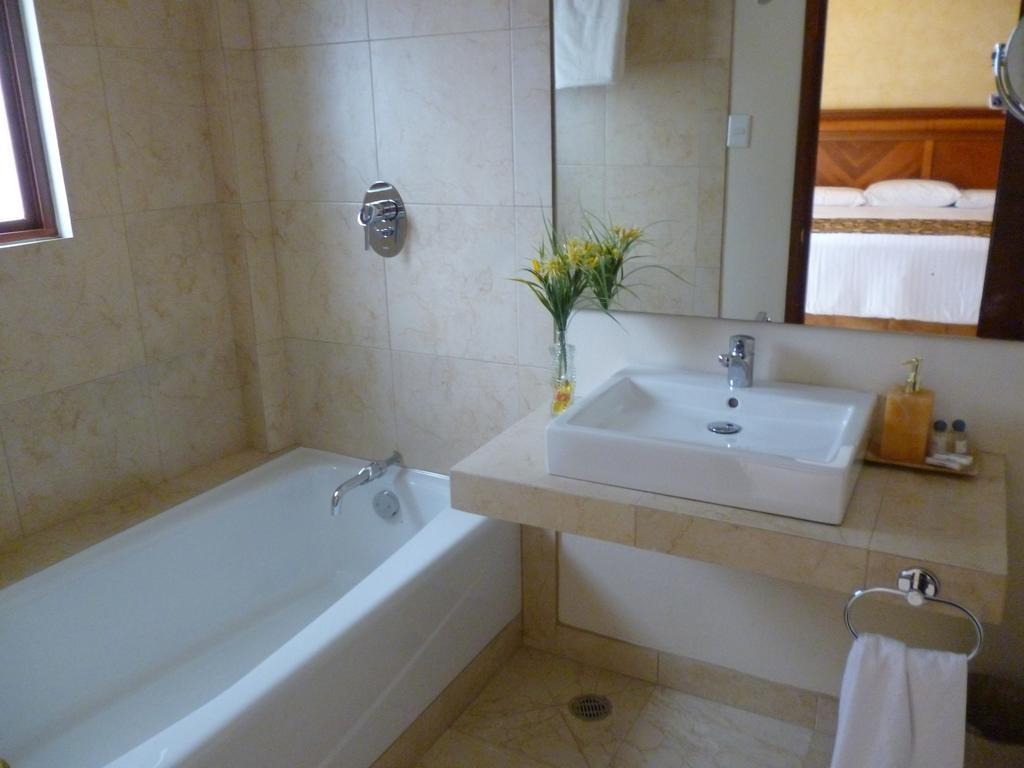 Quinta Roca Hotel Oaxaca Ngoại thất bức ảnh